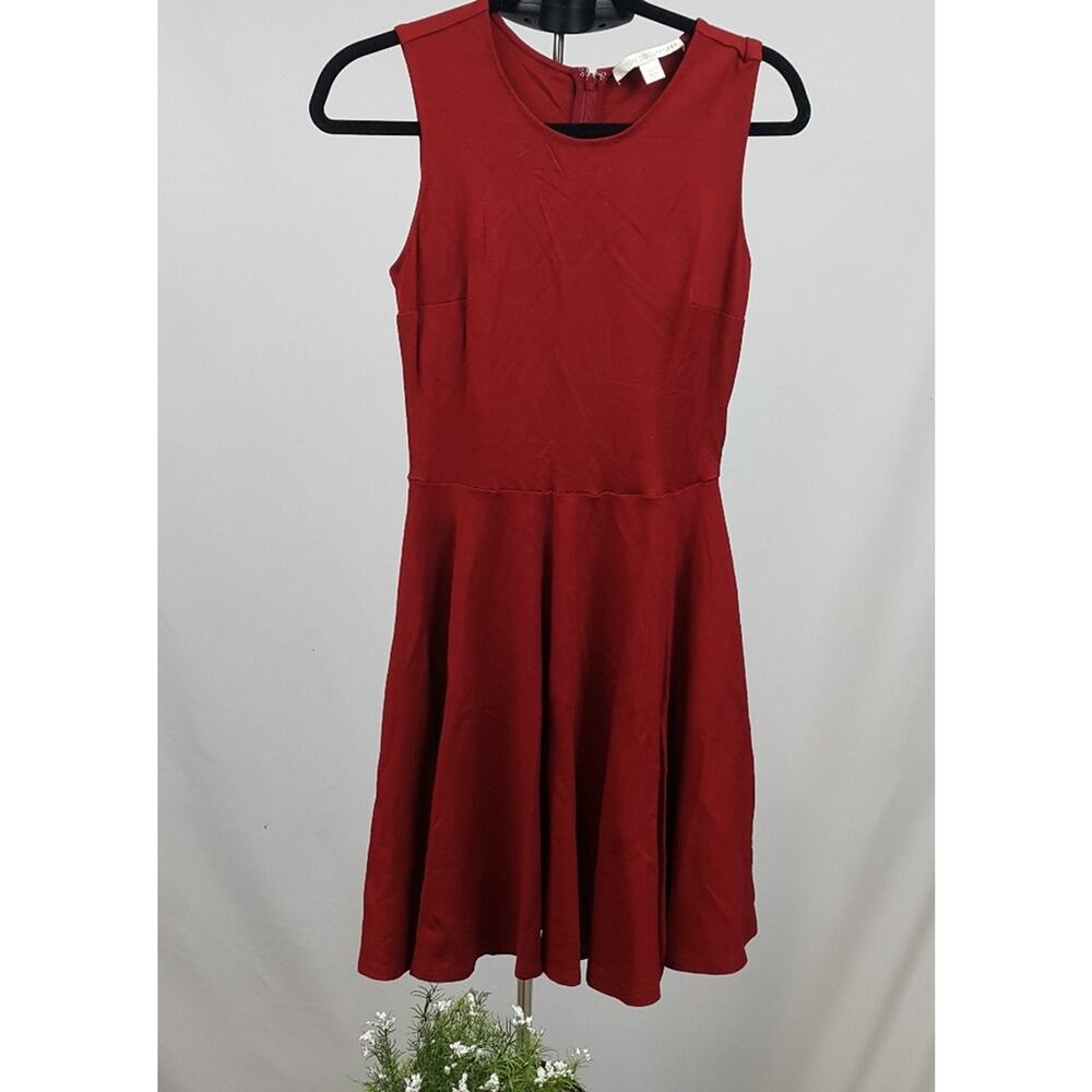 EUC Boston Proper Red knee length, zip up Dress sz 0